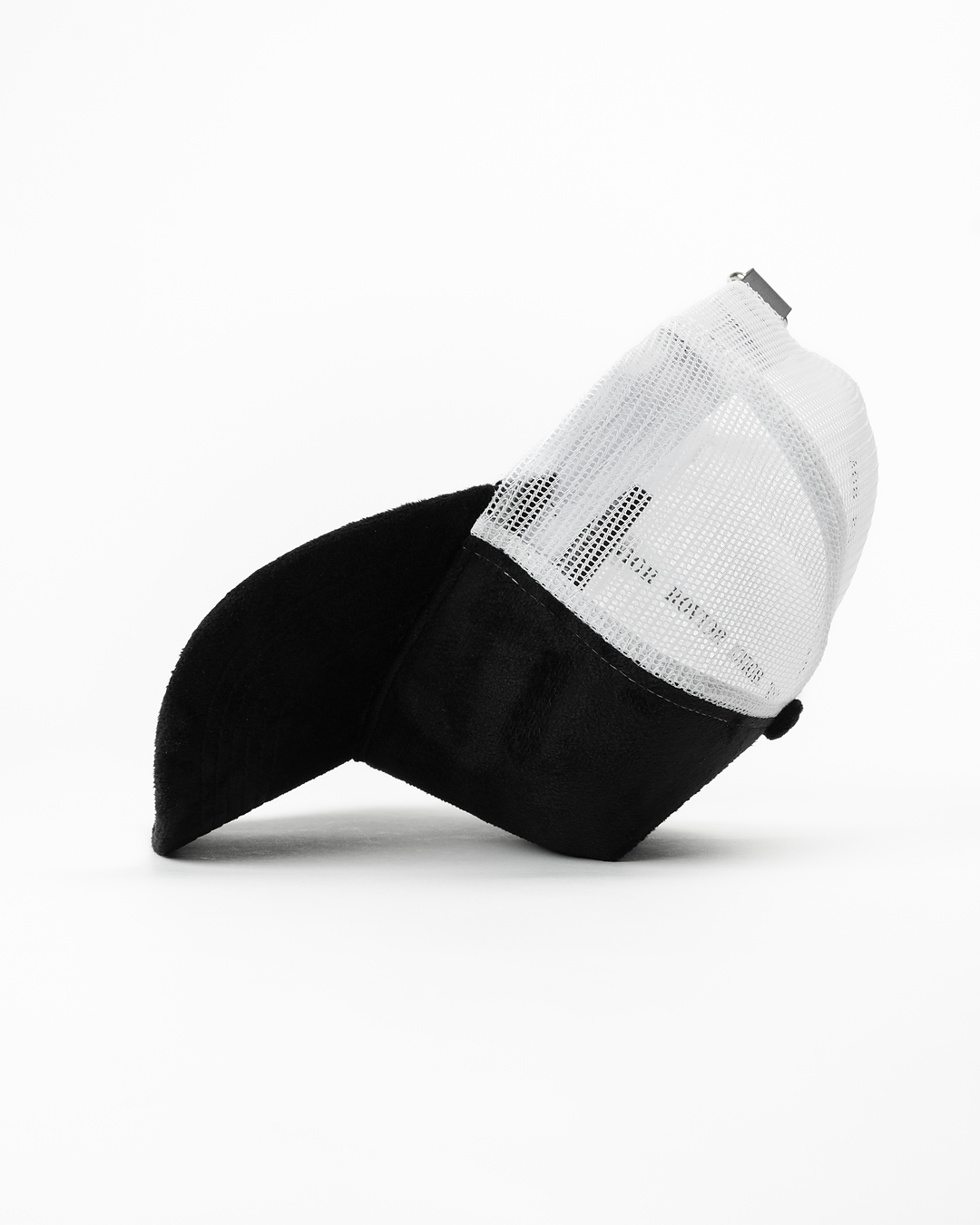 Metaluxe Velvet Cap - Black & White