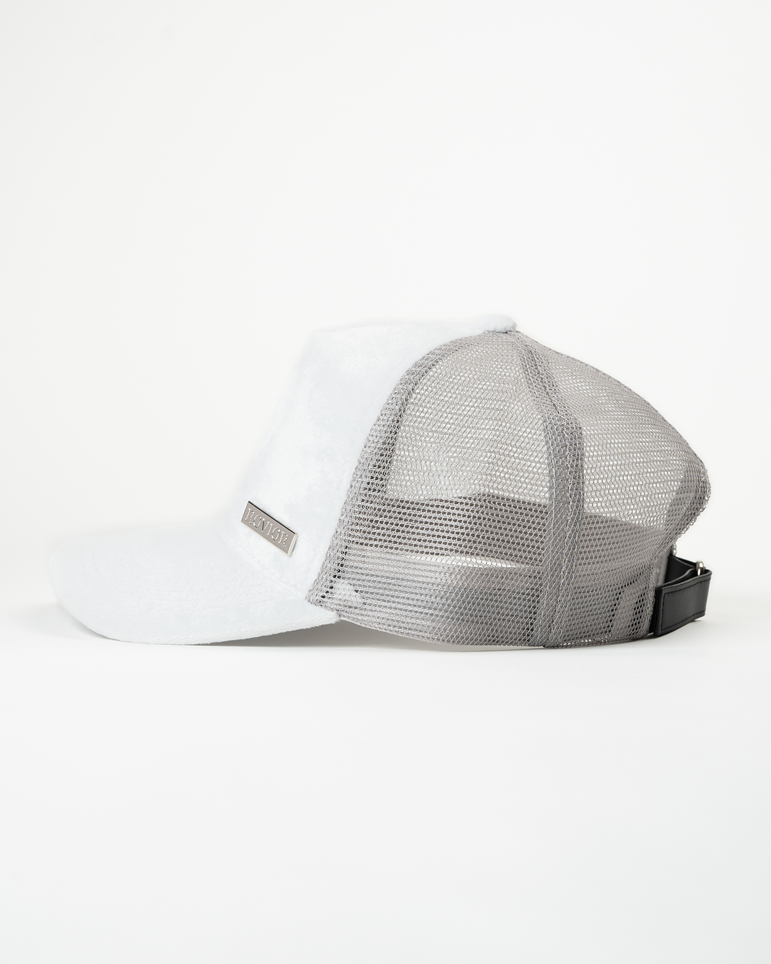 Metaluxe Velvet Cap - Black & White